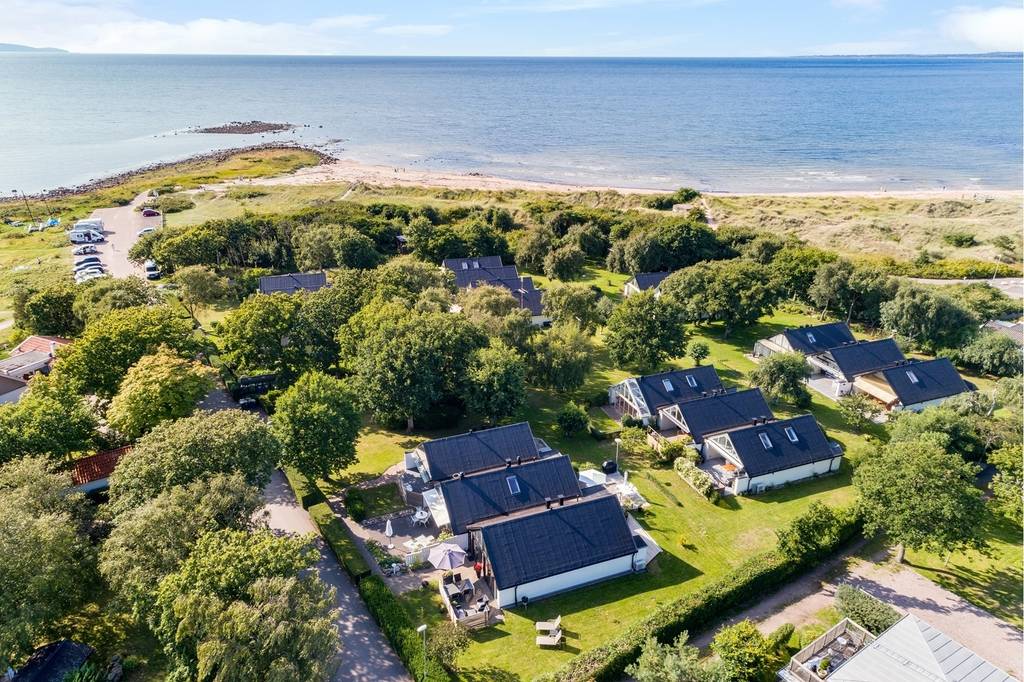 badrumsrenovering i hus bygga toalett med dusch hollviken vellinge skane.jpg